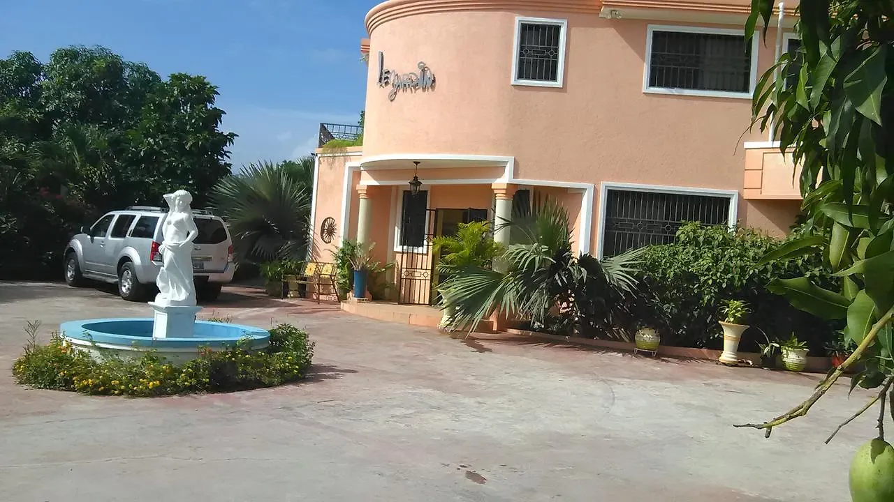 Le Jardin Hotel Mirebalais