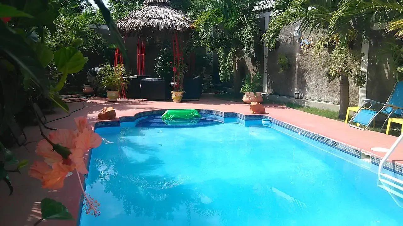 Le Jardin Hotel Mirebalais 0*,  Haïti